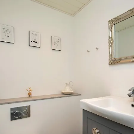 Holiday home 8 Person In V Ggerl Se Boto By