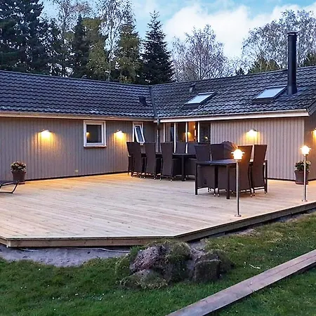 Semesterbostad 5 Star In Vaeggerlose *
